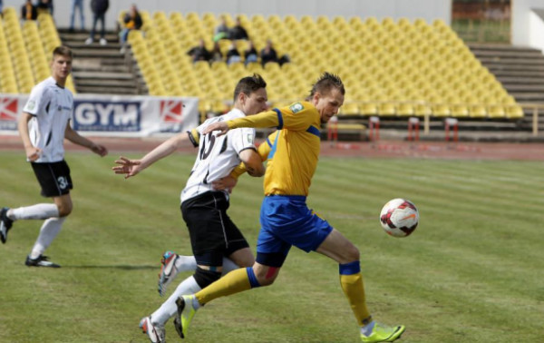 11-ojo turo apžvalga: čempionas ir vicečempionas didina tempą