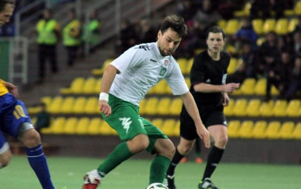 11 turo anonsas. Lyderiai – akis į akį