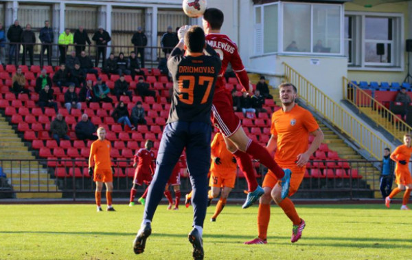 „Ekrano“ puolėjas stebina identiškais įvarčiais gražuoliais