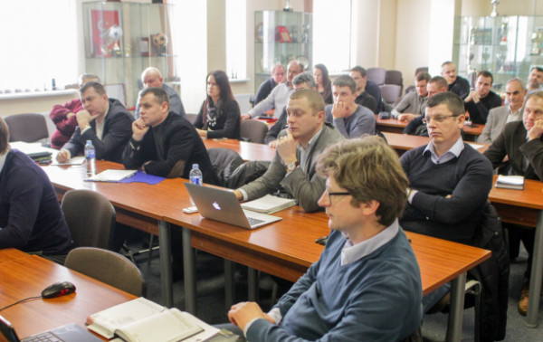 Artėjant 2015-ųjų sezonui klubai susipažino su naujovėmis ir laukiančiais iššūkiais