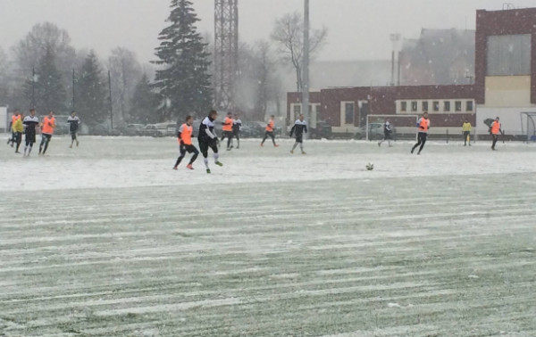 Granitiečiai Romualdui Norkui gimtadienio proga padovanojo pergalę