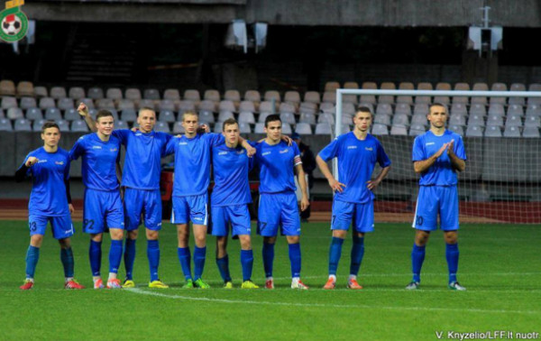 Komandos - prie starto linijos: Kauno "Spyris"