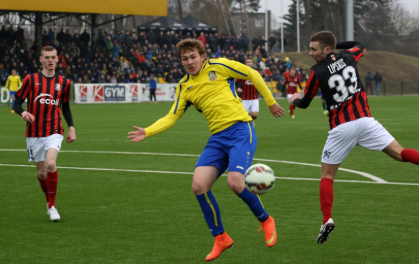 A.Paniukovo benefisas nubloškė „Trakus“ (komentarai)