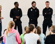 Moksleiviai dienai įšoko į žalgiriečių batus