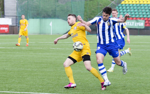 Čempionas ir rekordus gerinatys "Trakai" skrieja pirmyn