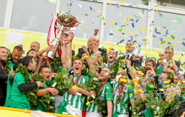 „Žalgiris" ketvirtą kartą iš eilės laimėjo taurę
