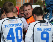 Trenerio nurodymai sklinda iš vartų