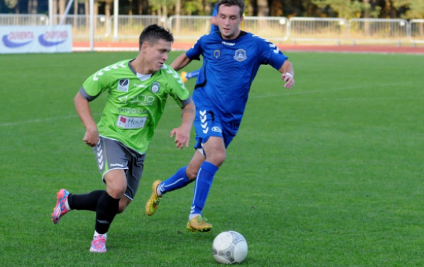 Į Uteną – toliau nuo karo