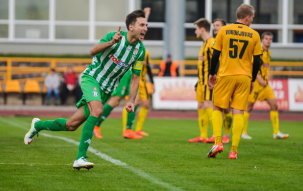 Po turo – permainos pirmajame trejete