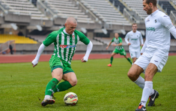 Lyderių ketvertas sparčiai šoliuoja pirmyn