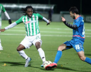 Aikštėse – staigmenos, įvarčių fejerverkai ir raudonų kortelių puokštė