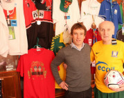 75 metų savanoris pasipuošė „Trakų“ marškinėliais 