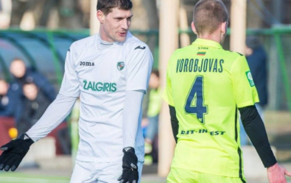 „Laiko mašinoje“ – Škotijos taurės turnyre „Celtic“ nuskriaudęs A. Velička