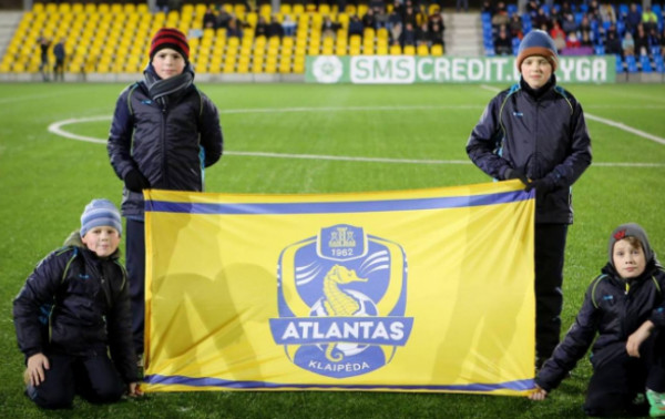 „Atlantas“ praktikavosi Liepojoje