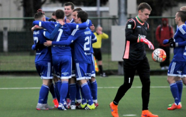 „Utenis“ nustūmė į dugną „Kauno Žalgirį“