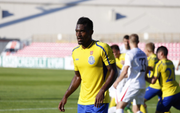 Trileryje Marijampolėje – šeši įvarčiai per kėlinį ir raudona kortelė