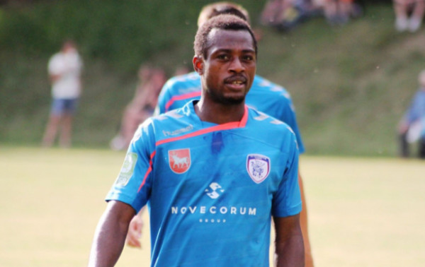 „Stumbro“ legionierius – Prancūzijos grandų peržiūroje