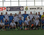 „Stumbro“ vyr. treneris M.Barreto futbolo aikštėje varžėsi su portugalų kariais