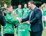 „Kauno Žalgirio“ veteranas gavo „Auksinės širdies“ marškinėlius