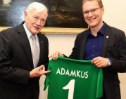 „Žalgiris“ pasveikino Prezidentą V.Adamkų