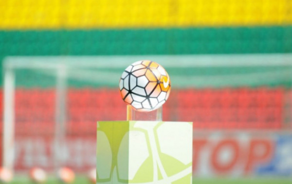 „Atlantas“ žais dirbtinės dangos stadione, „Utenis“ – Visagine