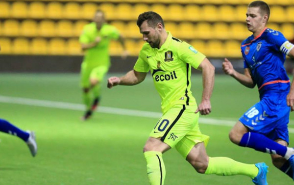 T.Labukas lieka „Trakuose“