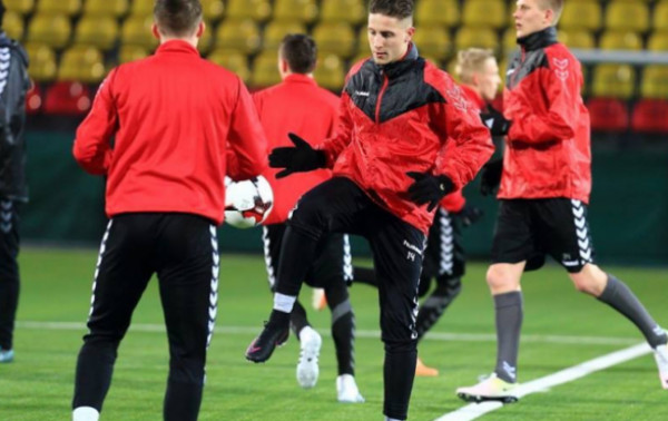 Daniško futbolo žinių pasisėmę „Jonavos“ futbolininkai grįžo iš jaunimo rinktinės