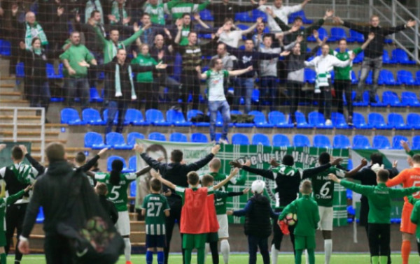 „Žalgirio“ himno belaukiant: naktį sostinėje lakstė vilkas