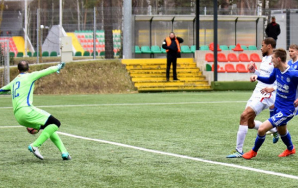 Keturios VI-ojo A lygos turo intrigos (anonsas)