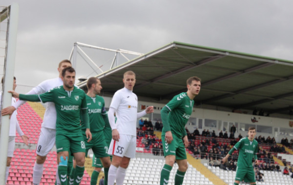 „Sūduva“ namuose  pamokė „Kauno Žalgirį“