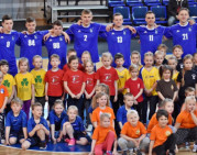 „Jonavos“ futbolininkai pradžiugino vaikų žaidynių dalyvius