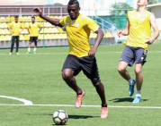 „Stumbrą“ papildė Katare žaidęs puolėjas