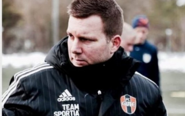 „Norrkoping“ silpnoji grandis – vidurio gynėjai