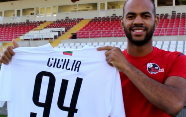 „Sūduvoje“ – 197 cm ūgio puolėjas R. Cicilia