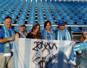 „Jonavos“ gerbėjų vėliavos – komandinei dvasiai pakelti