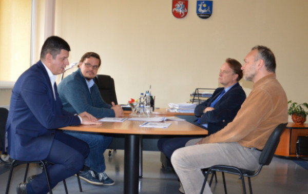 Futbolo klubo „Utenio“ vadovai dalinosi patirtimi Zarasuose