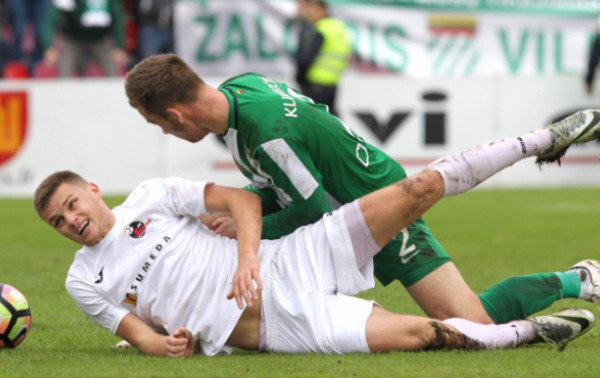 Trys A lygos XXIX turo intrigos (anonsas)