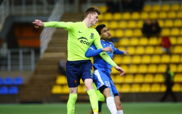 Tėvystė J. Januševskiui padėjo jausti didesnę atsakomybę ir aikštėje