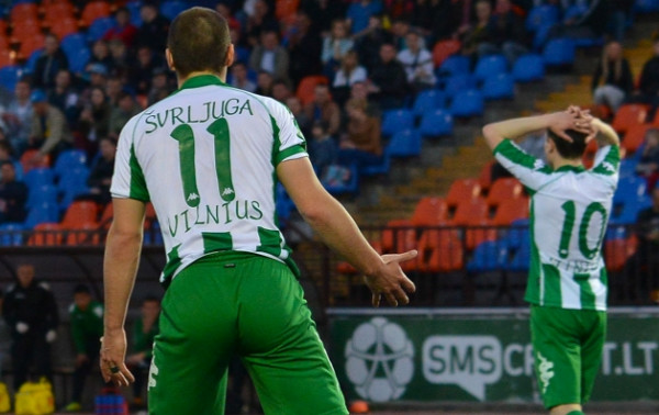 29-ojo turo apžvalga: lyderio kluptelėjimas atgaivino intrigą