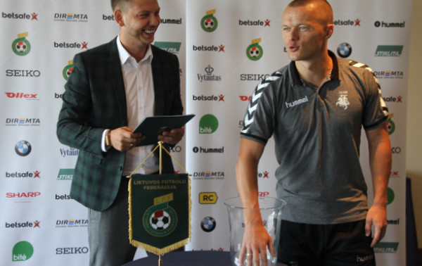 D. Šernas ištraukė SHARP LFF Taurės pusfinalio burtus