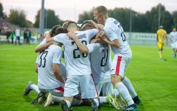 Atidedamos dar dvejos „Sūduvos“ rungtynės