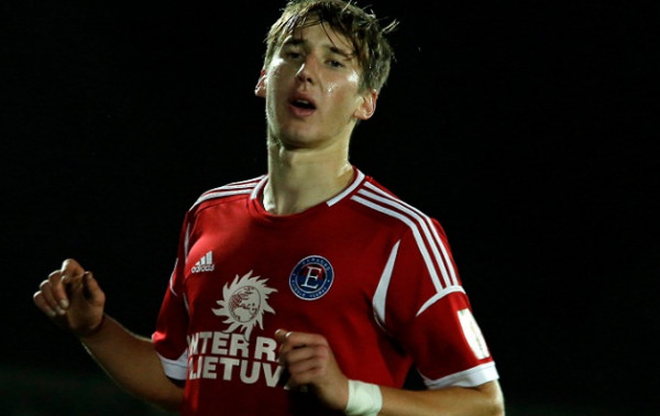 Dovydas Norvilas: "Galbūt dirbtinė danga bus privalumas"