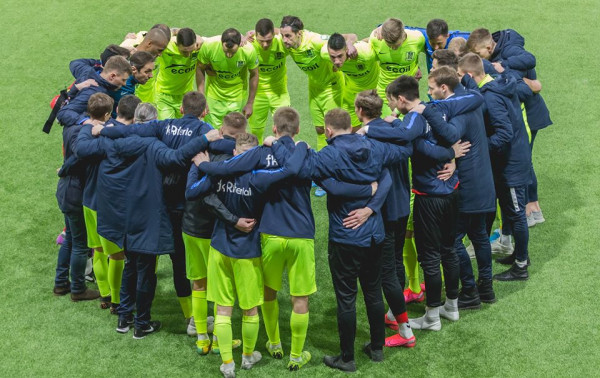 Futbolininkai paleisti neterminuotų atostogų