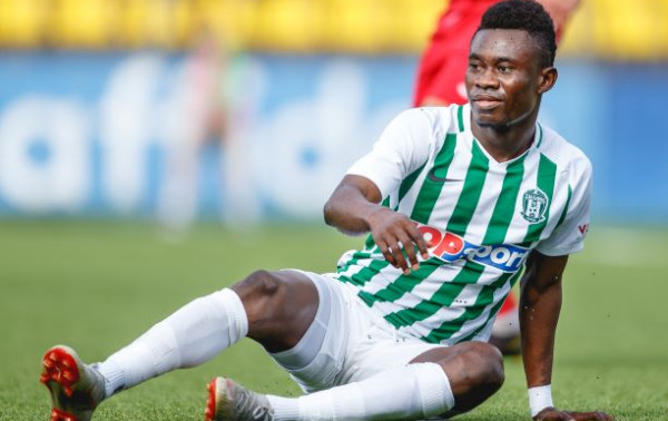 Tarp 9-ojo turo geriausiųjų – trijų komandų atstovai