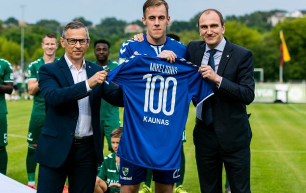 D. Mikelionis sužaidė jubiliejines rungtynes