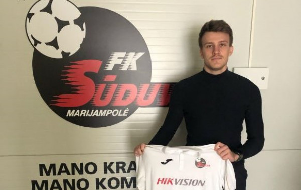 Marijampolės klubas išlaikė du lietuvius ir pasikvietė M. Benetą