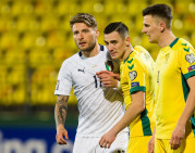 Lietuviai garbingai priešinosi italams