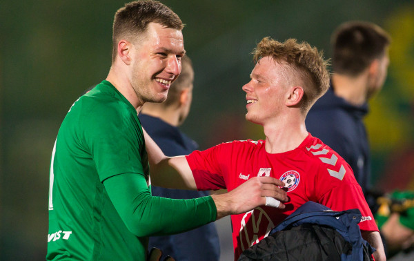 Antradienio–trečiadienio rungtynių apžvalga: skirtingi rezultatai Vilniuje ir „Bangos“ šuolis