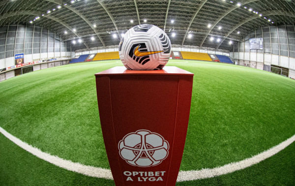 Rungtynes stadionuose galės stebėti iki 300 žiūrovų