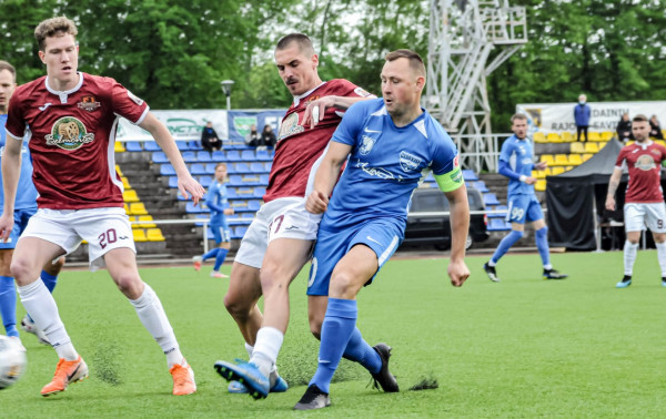 „Nevėžio“ duetas pasitikrino jėgas „Futbolo alias“ žaidime